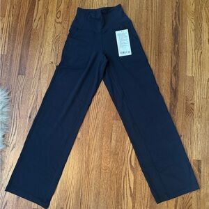 Lululemon NWT Align HR Wide Leg Pant